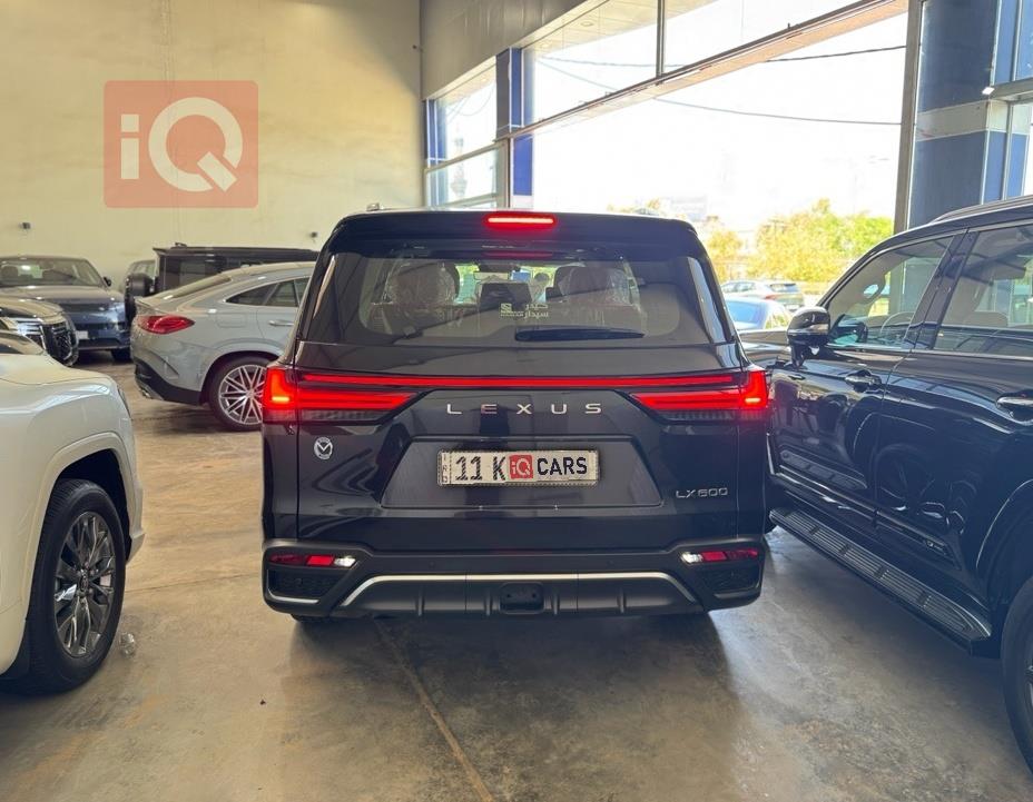 Lexus LX